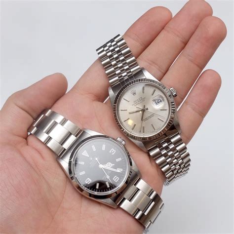 rolex explorer 1 vs datejust